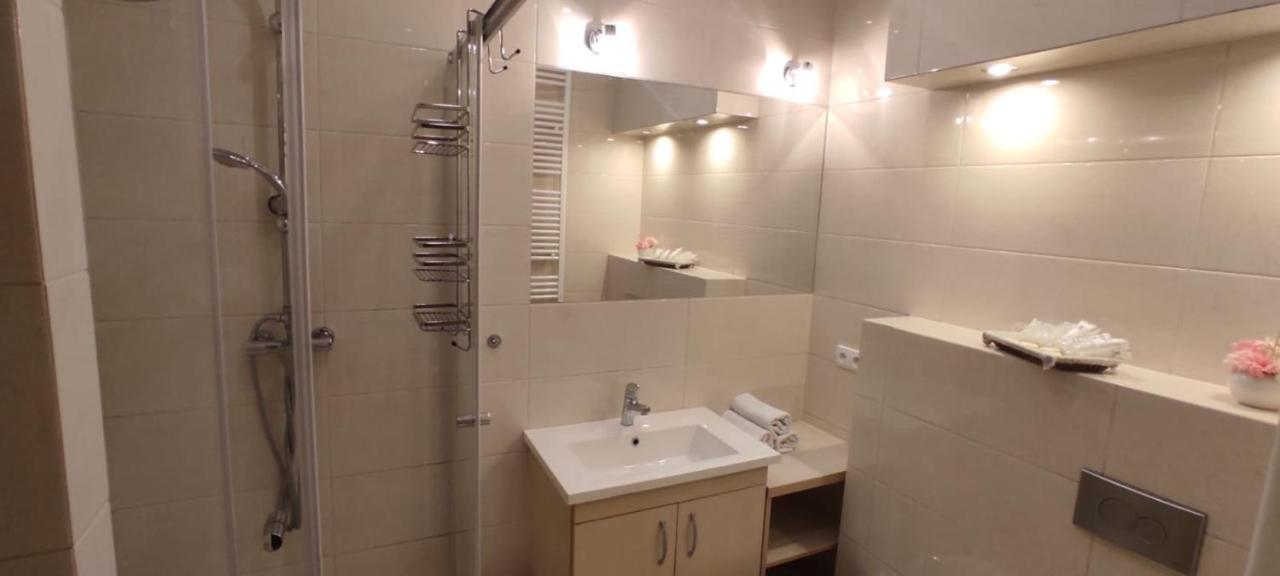 Apartment Swietego Tomasza คราคูฟ ภายนอก รูปภาพ